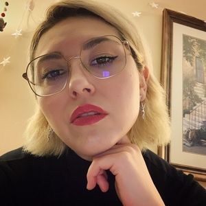 Meet your Posher, Keshia